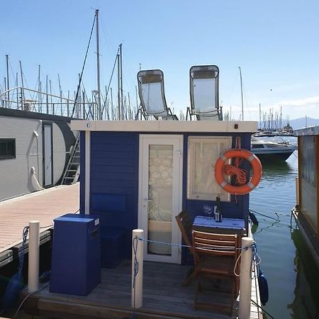 Houseboat Cagliari Hotel Екстериор снимка