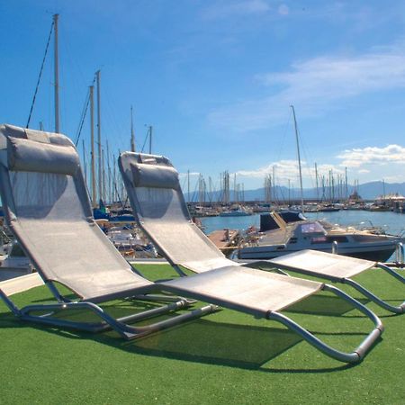 Houseboat Cagliari Hotel Екстериор снимка
